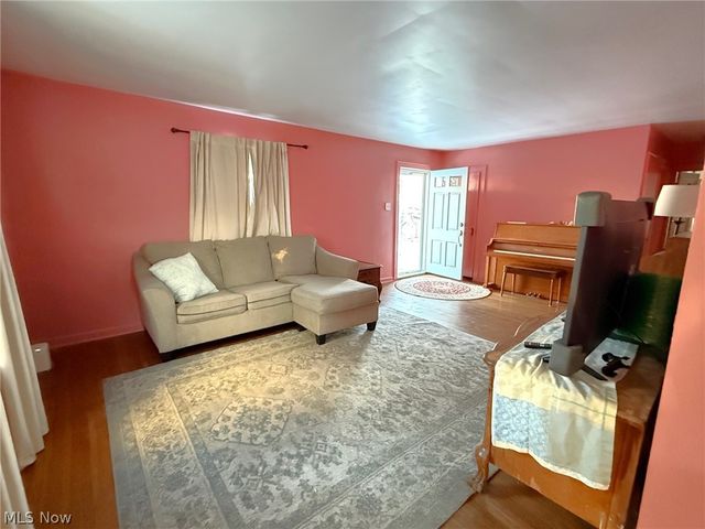 3733 Brightway, Weirton, WV 26062