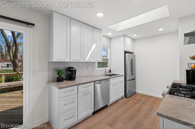 4422 THORNCROFT Avenue, Royal Oak, MI 48073