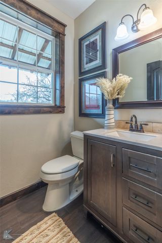 524 County Road 241, Ovalo, TX 79541