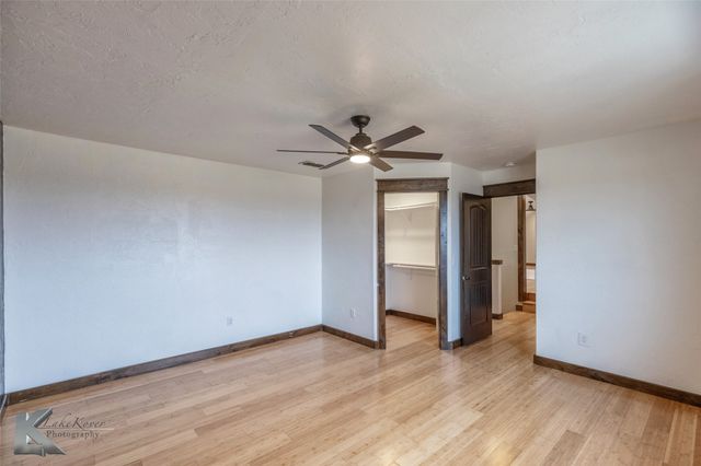 524 County Road 241, Ovalo, TX 79541