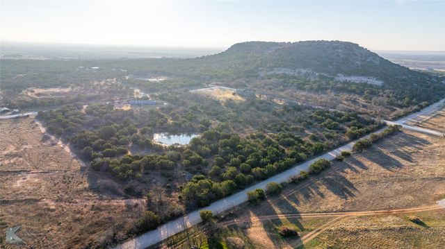 524 County Road 241, Ovalo, TX 79541