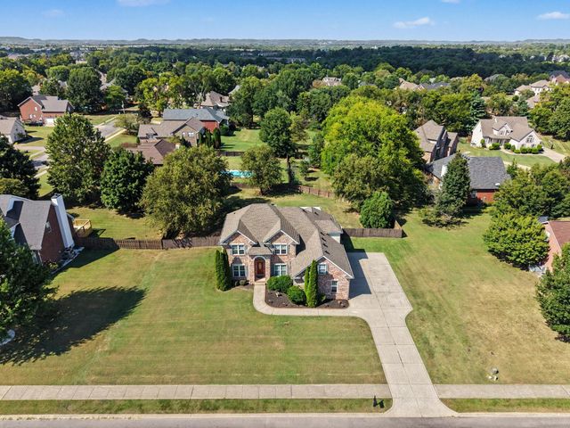 756 Starpoint Dr, Gallatin, TN 37066
