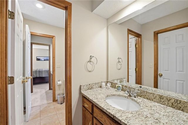 7432 N Granby Avenue, Kansas City, MO 64151