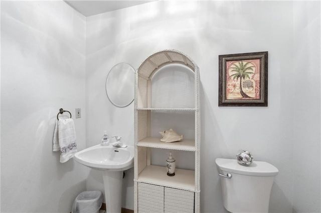 7432 N Granby Avenue, Kansas City, MO 64151