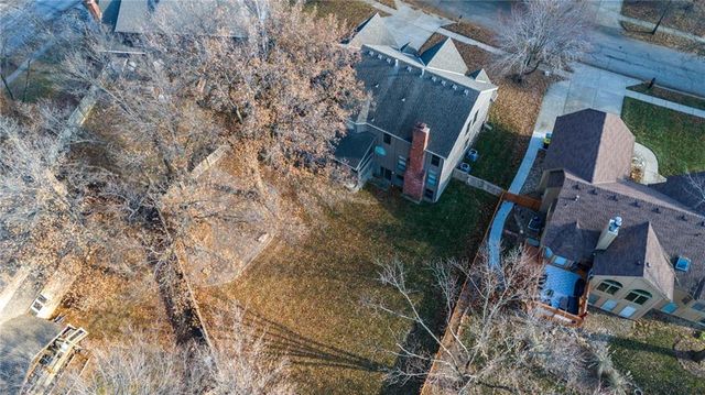 7432 N Granby Avenue, Kansas City, MO 64151