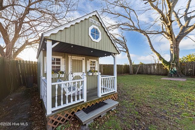 813 N Craven Street, New Bern, NC 28560