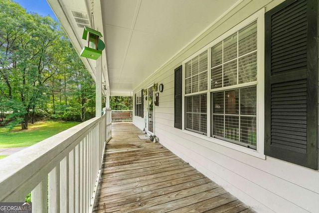 391 Hudson Circle, Douglasville, GA 30134