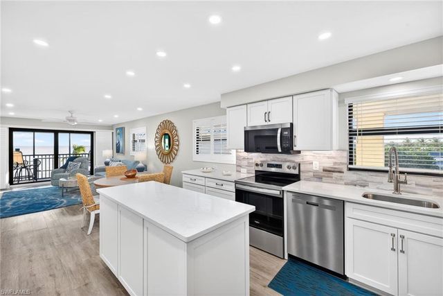 2230 Camino Del Mar DR 2A4, Sanibel, FL 33957