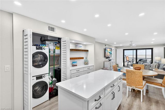 2230 Camino Del Mar DR 2A4, Sanibel, FL 33957