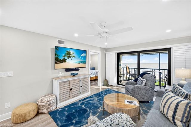 2230 Camino Del Mar DR 2A4, Sanibel, FL 33957