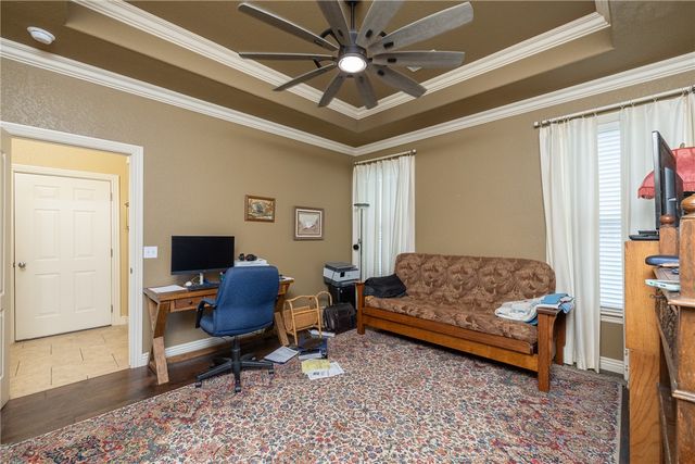 4011 N Meadow View Drive, Fayetteville, AR 72703