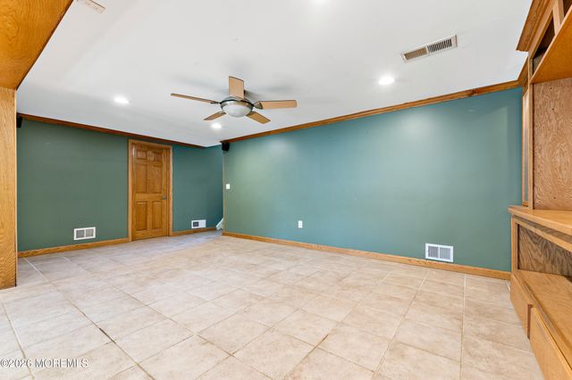 6 Tulip Drive, Old Bridge, NJ 08857