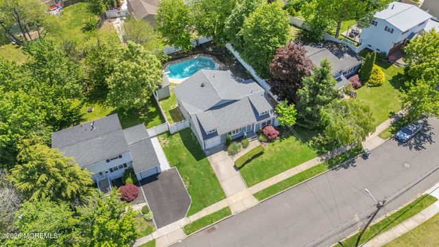 6 Tulip Drive, Old Bridge, NJ 08857