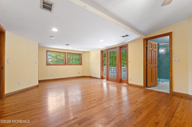 6 Tulip Drive, Old Bridge, NJ 08857