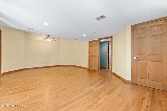 6 Tulip Drive, Old Bridge, NJ 08857