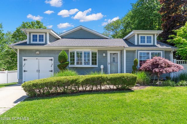 6 Tulip Drive, Old Bridge, NJ 08857