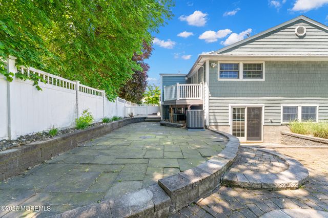 6 Tulip Drive, Old Bridge, NJ 08857