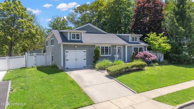 6 Tulip Drive, Old Bridge, NJ 08857