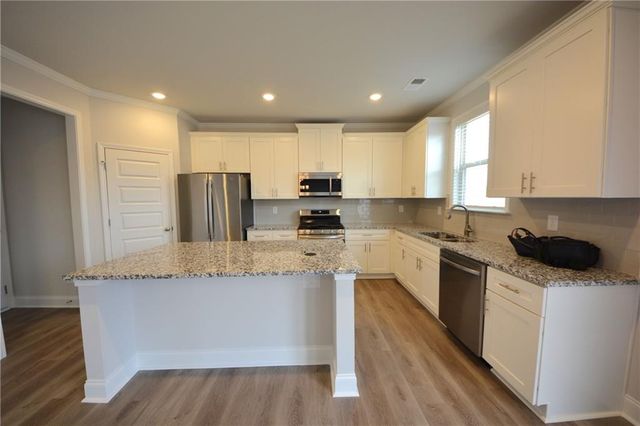 1450 Sunny Valley Lane, Braselton, GA 30517