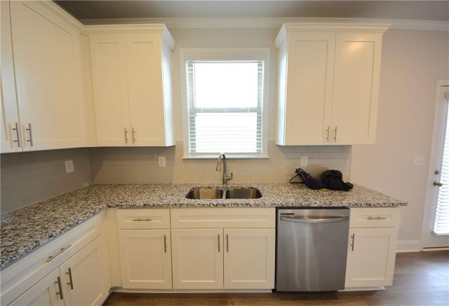 1450 Sunny Valley Lane, Braselton, GA 30517