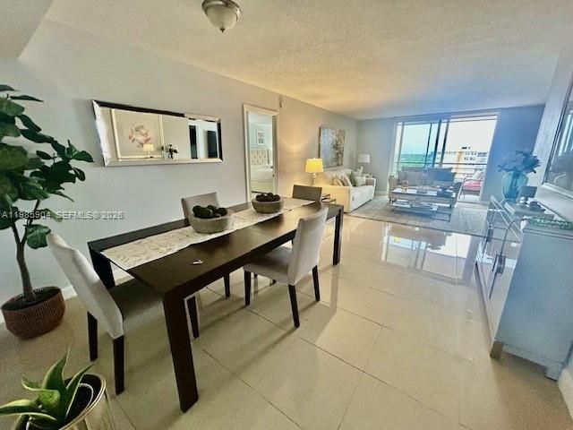 1100 Saint Charles Pl PH15, Pembroke Pines, FL 33026