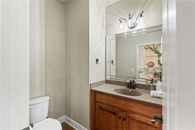 8804 SE 1st Street, Lee's Summit, MO 64064