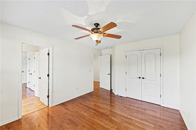 8804 SE 1st Street, Lee's Summit, MO 64064