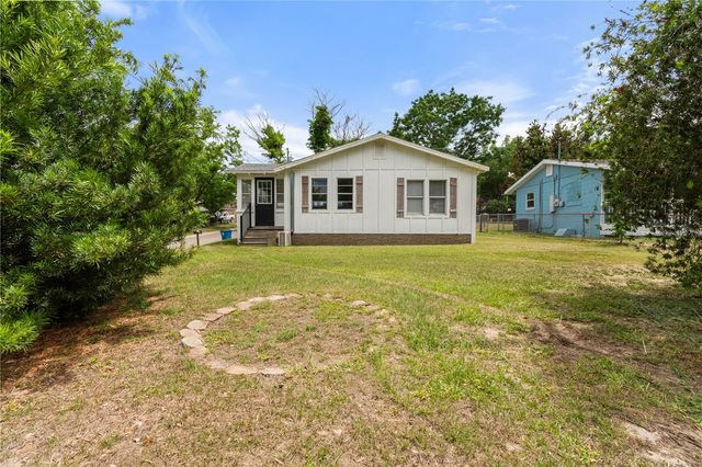 301 WEAVER AVENUE, Lake Wales, FL 33853