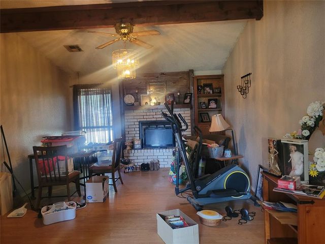 1013 N Crystal Way, Mustang, OK 73064