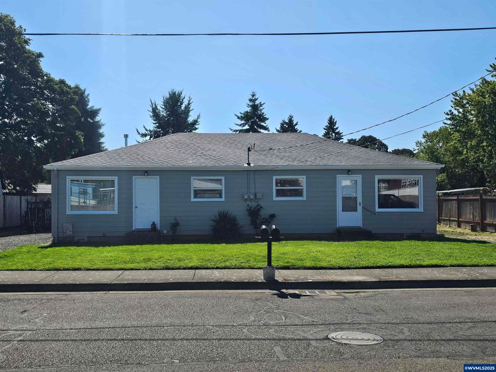 256 University (& 260) St, Jefferson, OR 97352