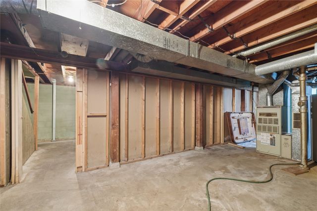 603 W 15th Street N, Newton, IA 50208
