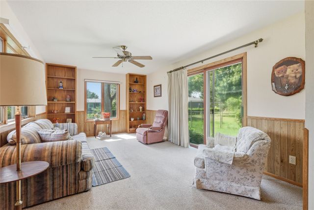 603 W 15th Street N, Newton, IA 50208