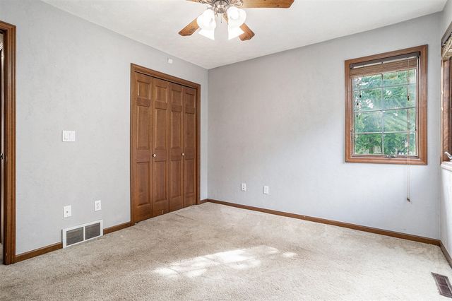 52 E Acacia Boulevard, Battle Creek, MI 49015