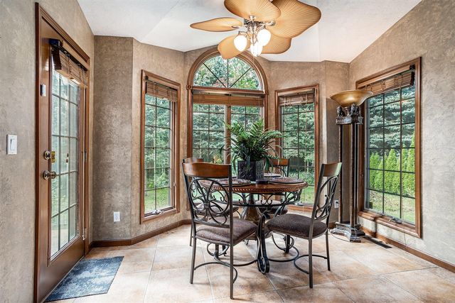 52 E Acacia Boulevard, Battle Creek, MI 49015