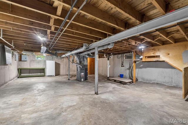 3209 Lynros Drive, St Ann, MO 63074