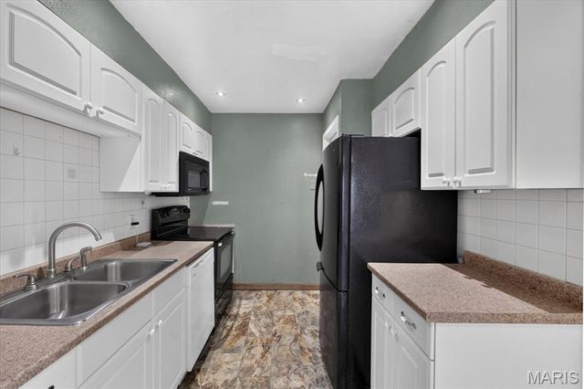 3209 Lynros Drive, St Ann, MO 63074
