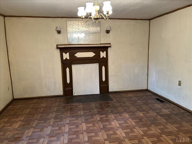 207 Winston Ridge Road, Lynchburg, VA 24501