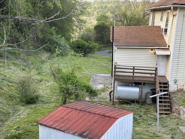 207 Winston Ridge Road, Lynchburg, VA 24501