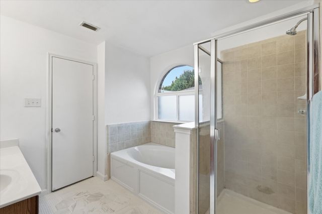 2062 Bishop Hill Trail, Frisco, TX 75036