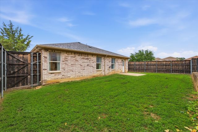 2062 Bishop Hill Trail, Frisco, TX 75036