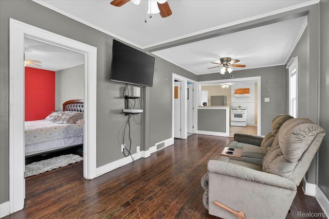 926 Kentucky Court, Monroe, MI 48161