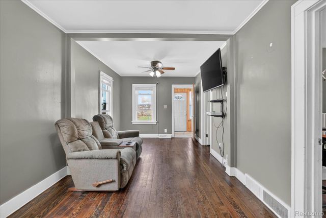 926 Kentucky Court, Monroe, MI 48161