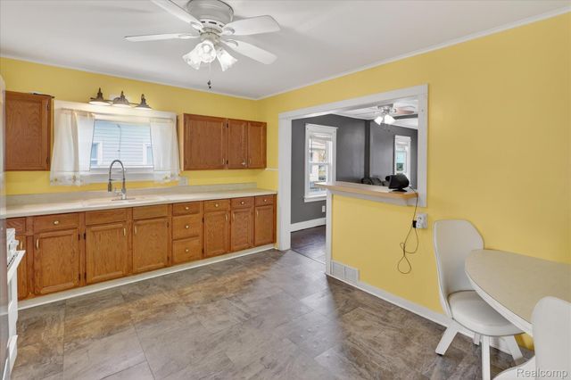 926 Kentucky Court, Monroe, MI 48161