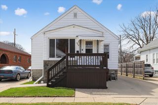 926 Kentucky Court, Monroe, MI 48161