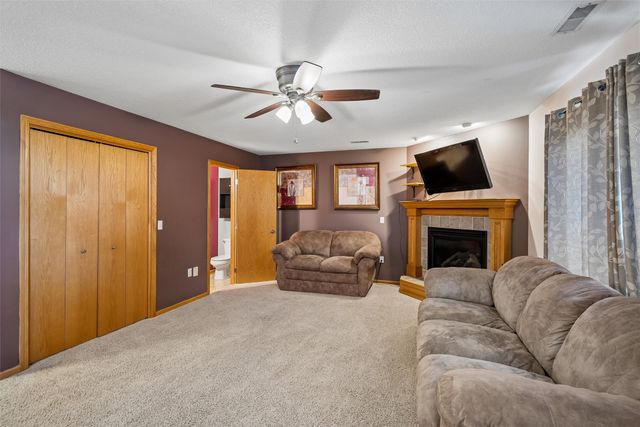 1213 S H Street, Indianola, IA 50125