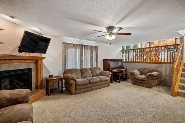 1213 S H Street, Indianola, IA 50125