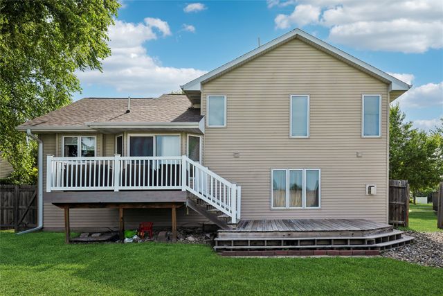 1213 S H Street, Indianola, IA 50125