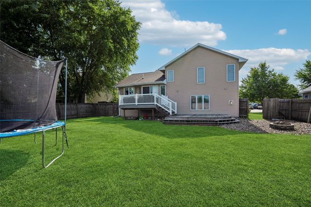 1213 S H Street, Indianola, IA 50125