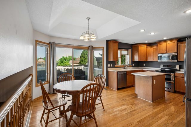 1213 S H Street, Indianola, IA 50125