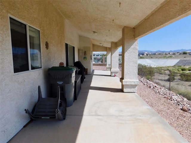6128 S Bella Vista Drive, Fort Mohave, AZ 86426